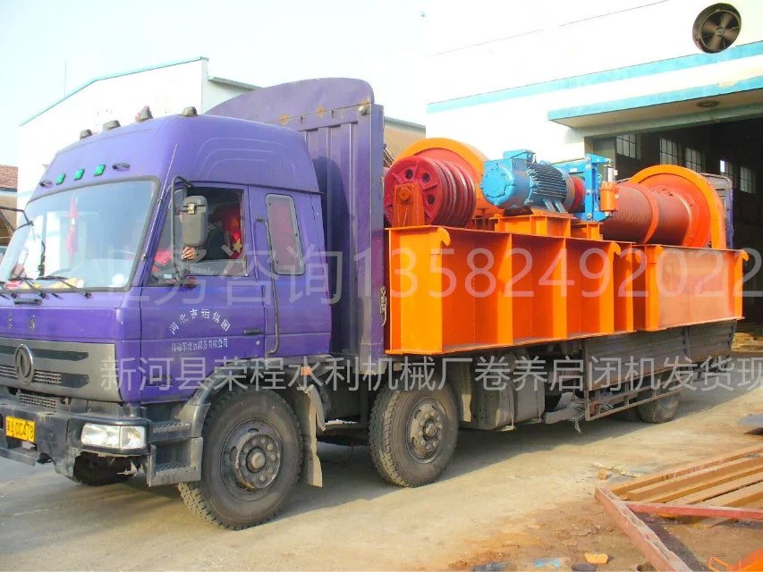 ��P���]�C